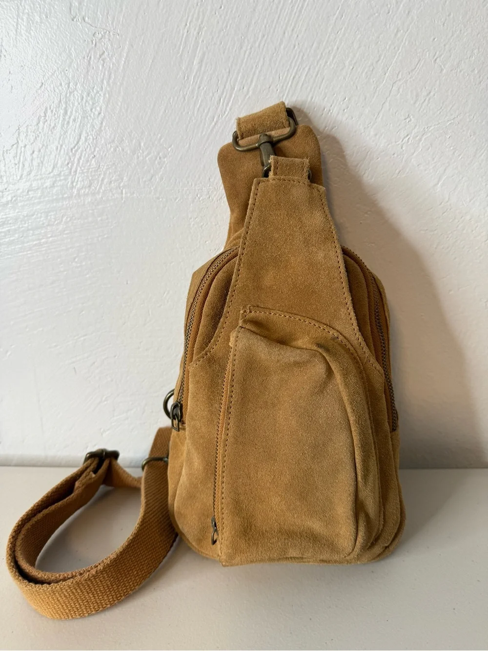 Free People Suede Sling Bag Crossbody Chest Pack Camel Tan Leather - Picture 2 of 14